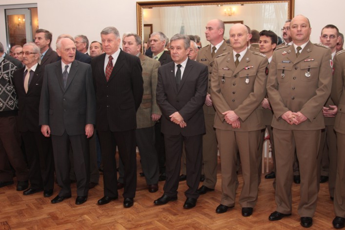 Spotkanie opłatkowe u mundurowych. Była choinka, życzenia i śpiewanie kolęd