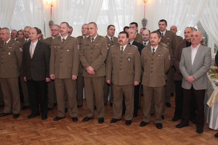 Spotkanie opłatkowe u mundurowych. Była choinka, życzenia i śpiewanie kolęd