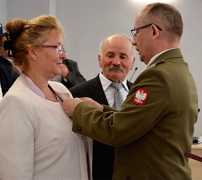 Srebrny medal „Za zasługi dla obronności kraju
