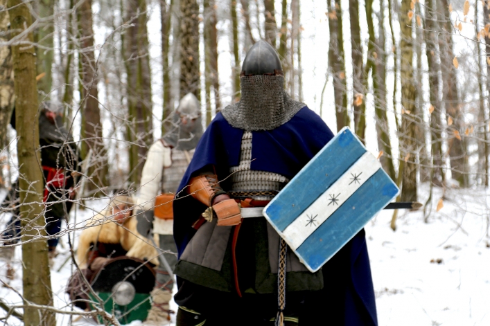 Średniowieczna potyczka w Bażantarni. Zdjęcia do spotu reklamowego promującego książkę elblążanina,