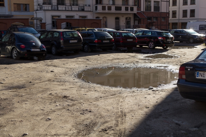 Stare Miasto zza kulis
