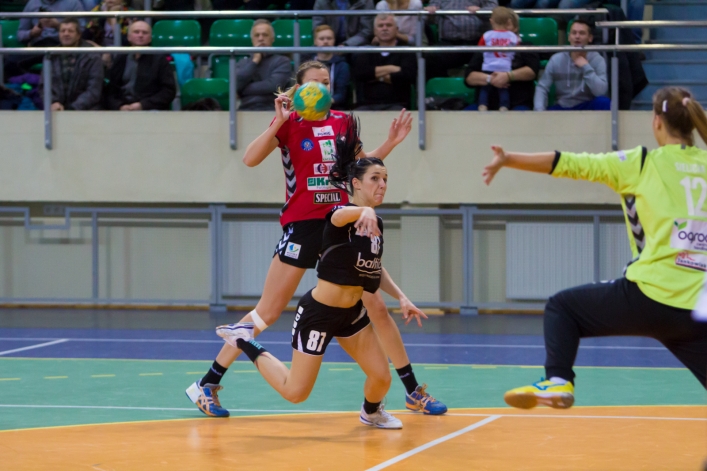 Start pogonił Szczecin