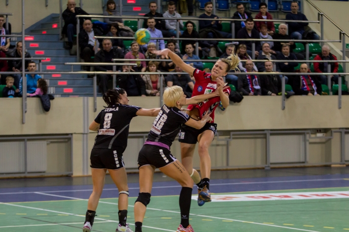 Start pogonił Szczecin