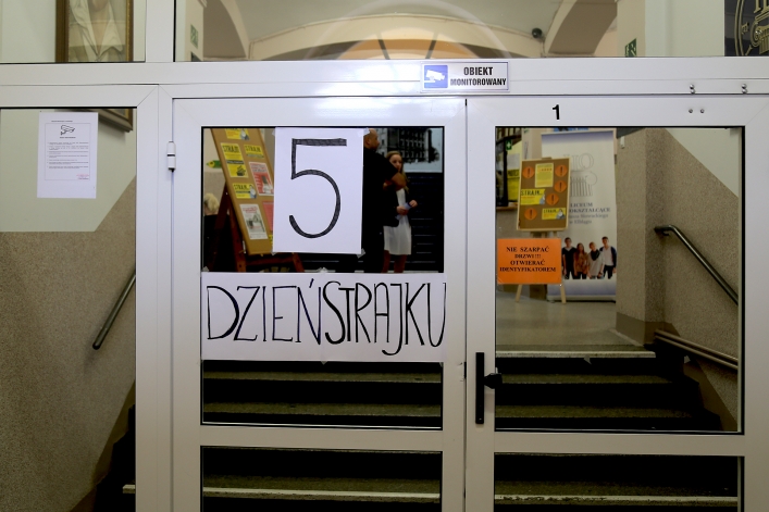 Piąty dzień strajku w I LO w Elblągu
