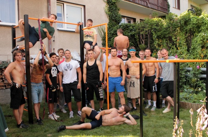 Street Workout Elbląg. Jak sobie radzą w naszym mieście?