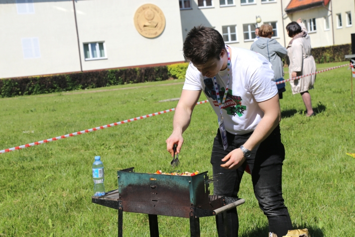 Studenci grillowali z elbląskimi szefami kuchni. Znamy wyniki MasterChefa PWSZ