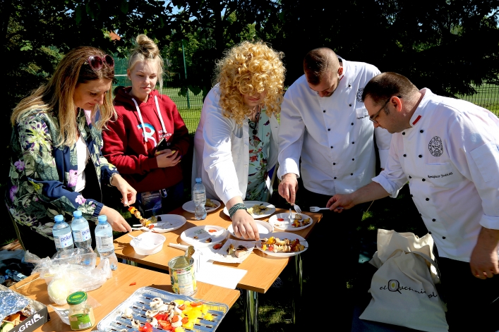 Studenci grillowali z elbląskimi szefami kuchni. Znamy wyniki MasterChefa PWSZ