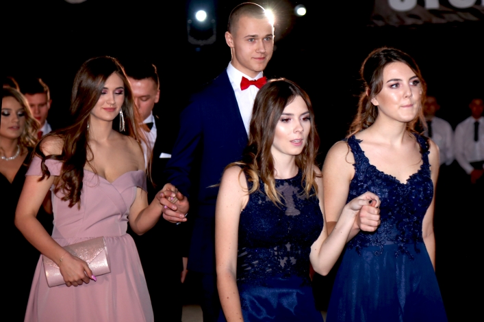 Studniówka I LO w Elblągu A.D. 2019 + zdjęcia (pierwsza część fotorelacji)