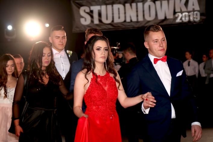 Studniówka I LO w Elblągu A.D. 2019 + zdjęcia (pierwsza część fotorelacji)