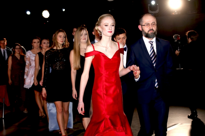 Studniówka I LO w Elblągu A.D. 2019 + zdjęcia (pierwsza część fotorelacji)