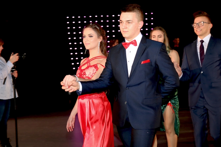 Studniówka I LO w Elblągu A.D. 2019 + zdjęcia (pierwsza część fotorelacji)