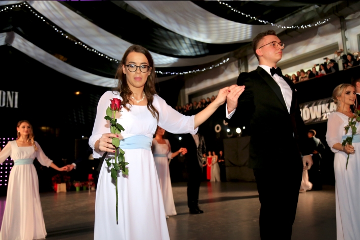 Studniówka I LO w Elblągu A.D. 2019 + zdjęcia (pierwsza część fotorelacji)