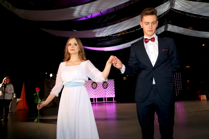 Studniówka I LO w Elblągu A.D. 2019 + zdjęcia (pierwsza część fotorelacji)