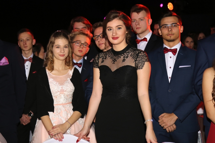 Studniówka I LO w Elblągu A.D. 2019 + zdjęcia (pierwsza część fotorelacji)