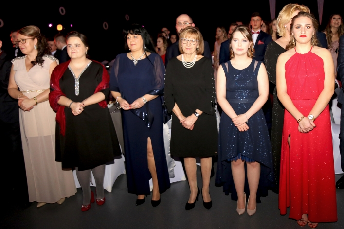 Studniówka I LO w Elblągu A.D. 2019 + zdjęcia (pierwsza część fotorelacji)