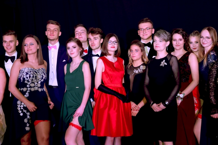 Studniówka I LO w Elblągu A.D. 2019 + zdjęcia (pierwsza część fotorelacji)