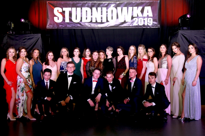 Studniówka I LO w Elblągu A.D. 2019 + zdjęcia (pierwsza część fotorelacji)