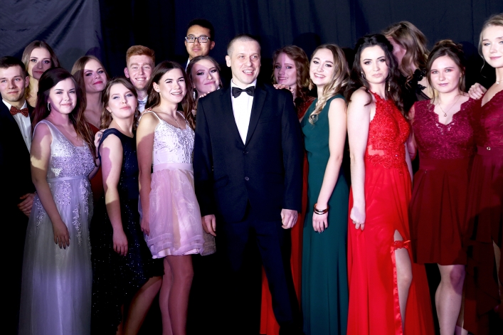 Studniówka I LO w Elblągu A.D. 2019 + zdjęcia (pierwsza część fotorelacji)