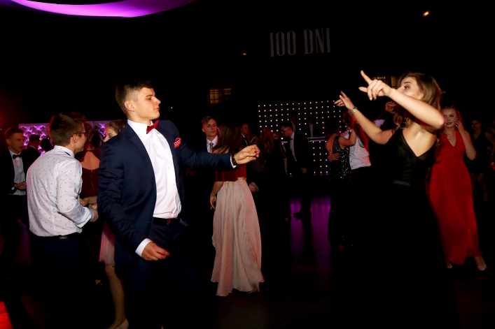 Studniówka I LO w Elblągu A.D. 2019 + zdjęcia (druga część fotorelacji)