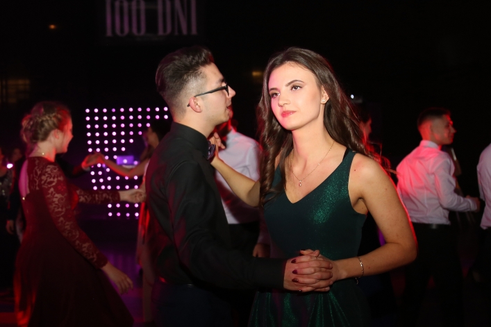 Studniówka I LO w Elblągu A.D. 2019 + zdjęcia (trzecia część fotorelacji)