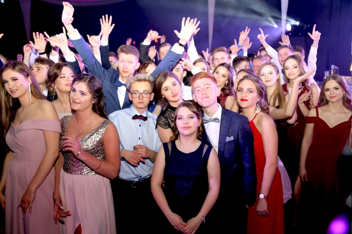 Studniówka I LO w Elblągu A.D. 2019 + zdjęcia (trzecia część fotorelacji)