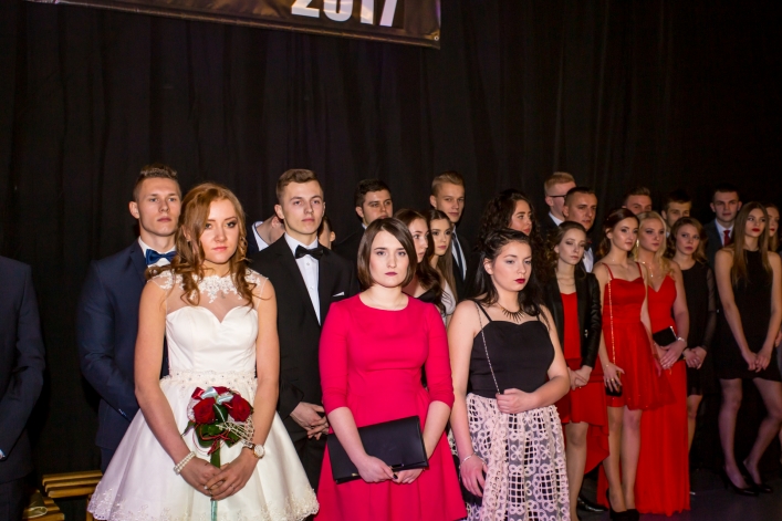 Studniówka II Liceum Ogólnokształcącego w Elblągu 2017 (+Zdjęcia)