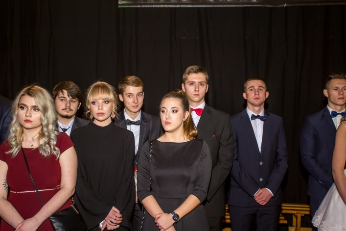 Studniówka II Liceum Ogólnokształcącego w Elblągu 2017 (+Zdjęcia)