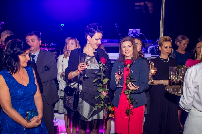 Studniówka II Liceum Ogólnokształcącego w Elblągu 2017 (+Zdjęcia)
