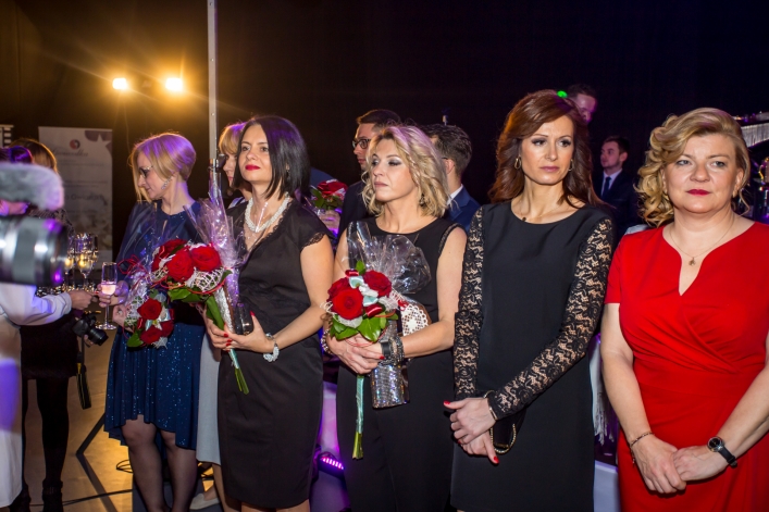 Studniówka II Liceum Ogólnokształcącego w Elblągu 2017 (+Zdjęcia)