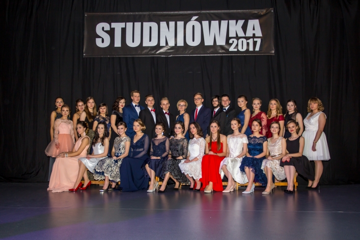 Studniówka II Liceum Ogólnokształcącego w Elblągu 2017 (+Zdjęcia)