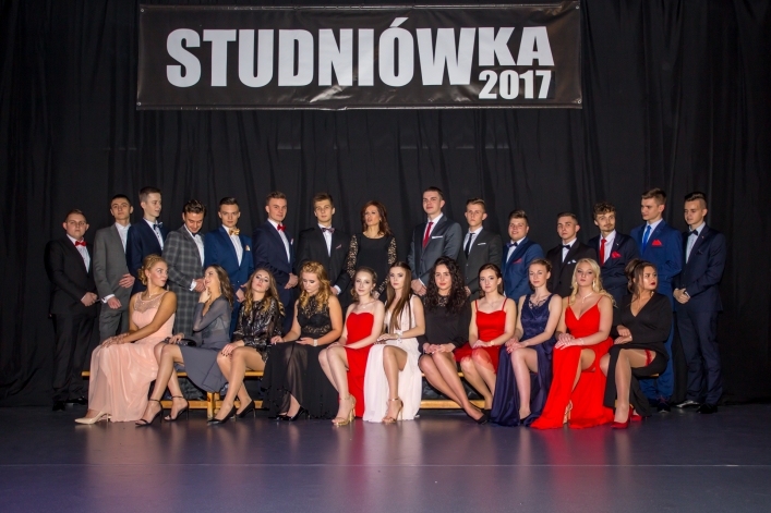 Studniówka II Liceum Ogólnokształcącego w Elblągu 2017 (+Zdjęcia)