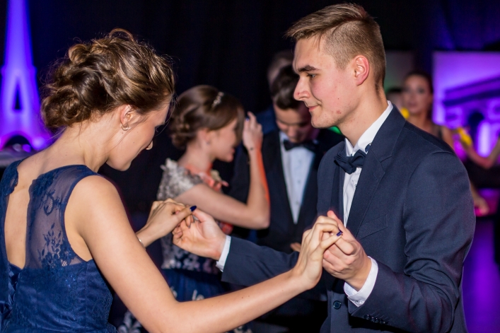 Studniówka II Liceum Ogólnokształcącego w Elblągu 2017 (+Zdjęcia)