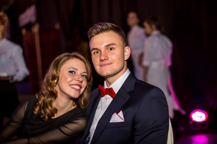 Studniówka II Liceum Ogólnokształcącego w Elblągu 2017 (+Zdjęcia)