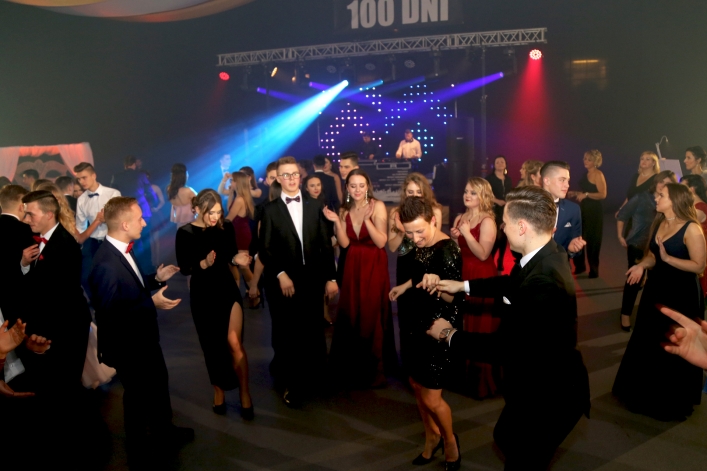 Studniówka II Liceum Ogólnokształcącego w Elblągu A.D. 2018