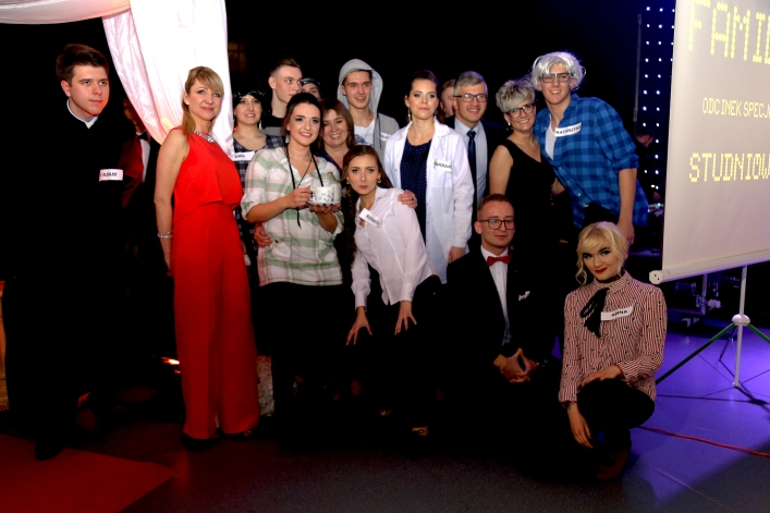 Studniówka II Liceum Ogólnokształcącego w Elblągu A.D. 2018