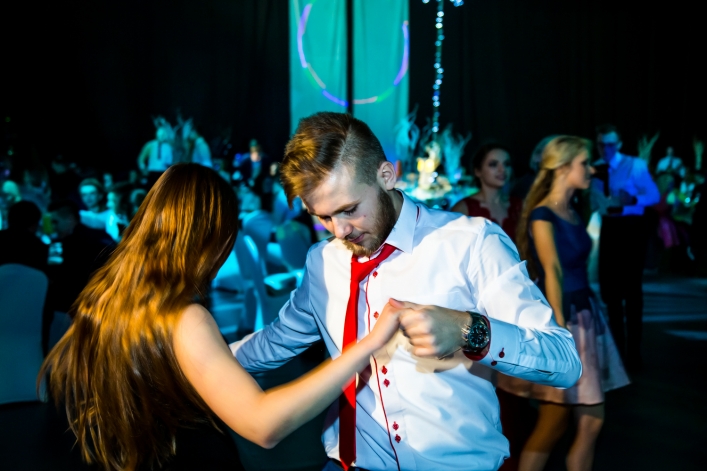 Studniówka III LO. Zobacz zdjęcia i film z balu