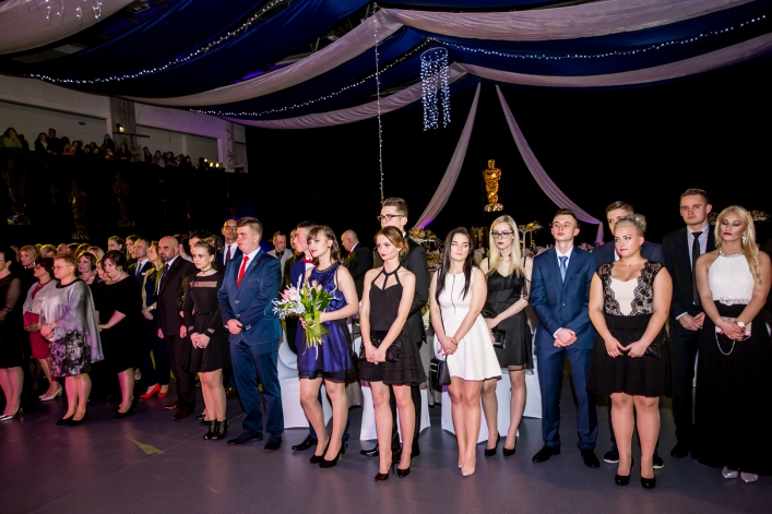 Studniówka IV Liceum Ogólnokształcącego w Elblągu 2017 (+Zdjęcia)