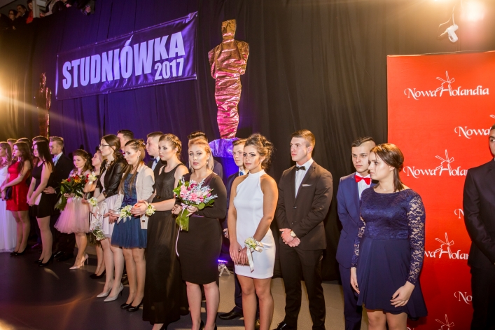 Studniówka IV Liceum Ogólnokształcącego w Elblągu 2017 (+Zdjęcia)
