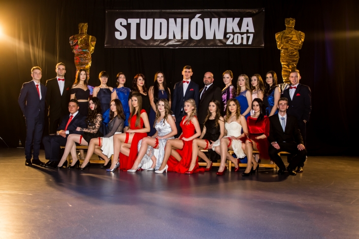 Studniówka IV Liceum Ogólnokształcącego w Elblągu 2017 (+Zdjęcia)