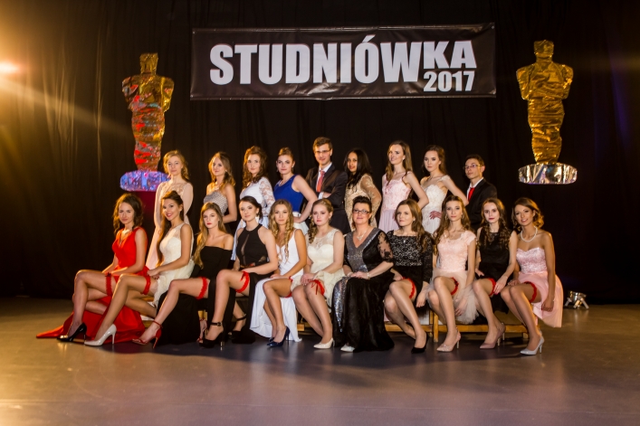 Studniówka IV Liceum Ogólnokształcącego w Elblągu 2017 (+Zdjęcia)