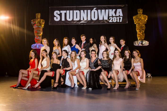 Studniówka IV Liceum Ogólnokształcącego w Elblągu 2017 (+Zdjęcia)