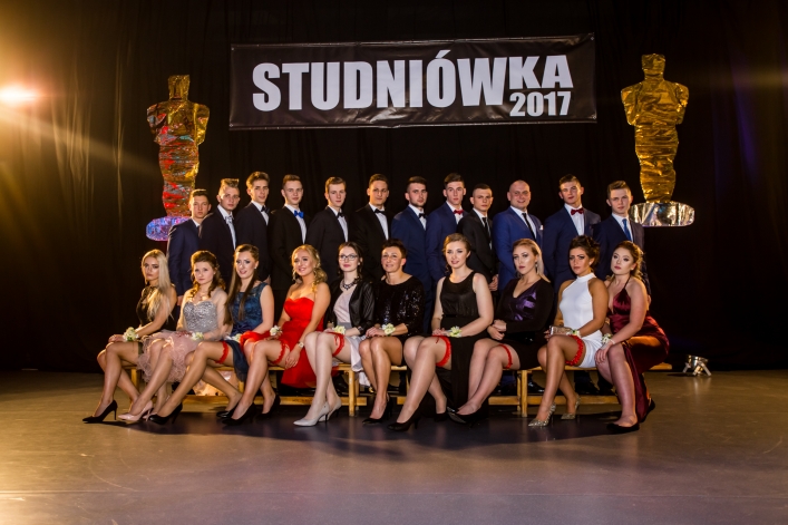 Studniówka IV Liceum Ogólnokształcącego w Elblągu 2017 (+Zdjęcia)