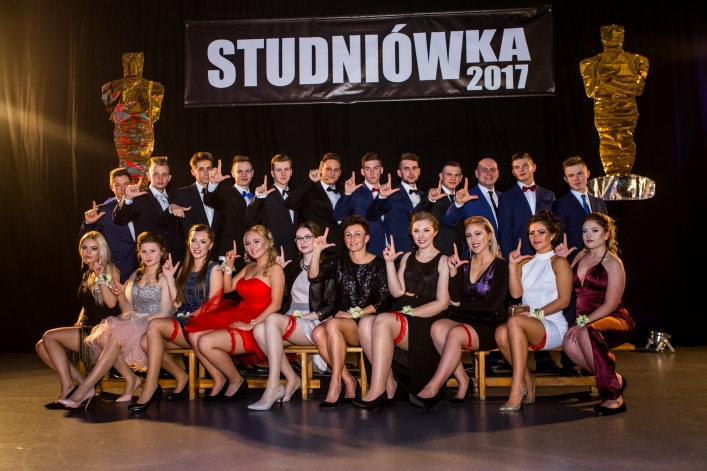 Studniówka IV Liceum Ogólnokształcącego w Elblągu 2017 (+Zdjęcia)