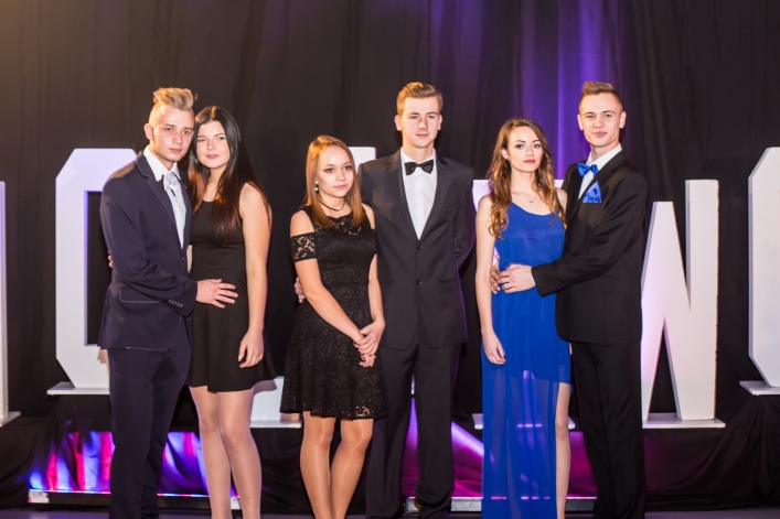 Studniówka IV Liceum Ogólnokształcącego w Elblągu 2017 (+Zdjęcia)