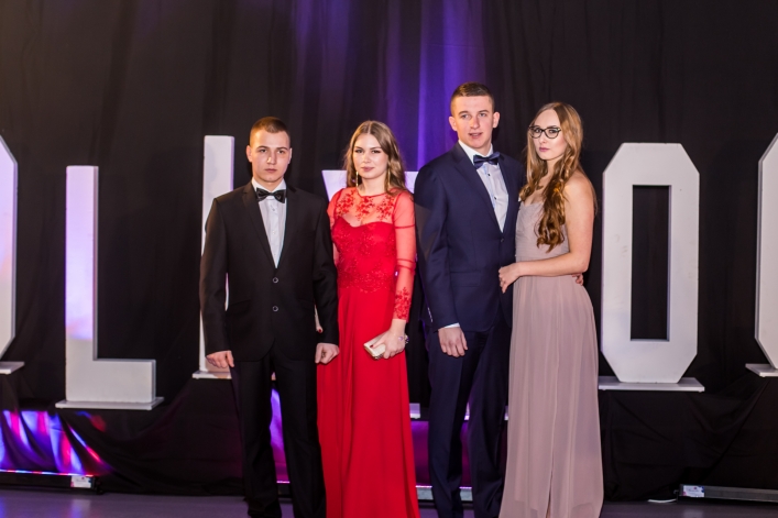 Studniówka IV Liceum Ogólnokształcącego w Elblągu 2017 (+Zdjęcia)