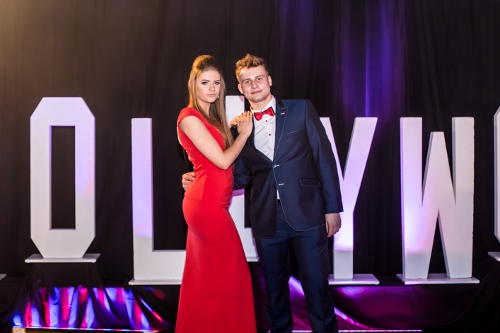 Studniówka IV Liceum Ogólnokształcącego w Elblągu 2017 (+Zdjęcia)