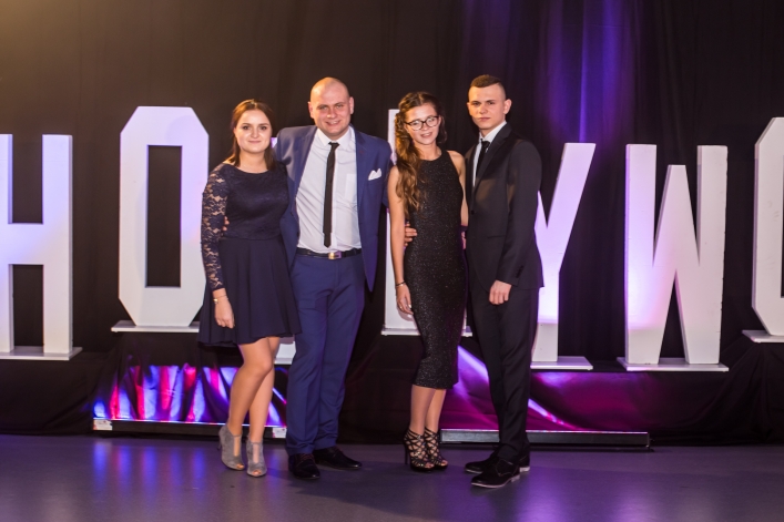 Studniówka IV Liceum Ogólnokształcącego w Elblągu 2017 (+Zdjęcia)