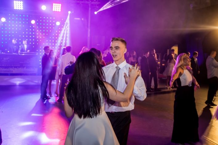 Studniówka IV Liceum Ogólnokształcącego w Elblągu 2017 (+Zdjęcia)