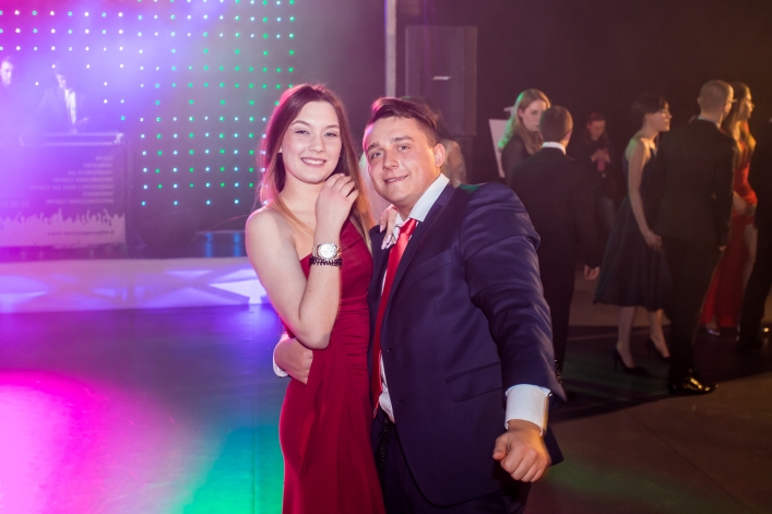 Studniówka IV Liceum Ogólnokształcącego w Elblągu 2017 (+Zdjęcia)