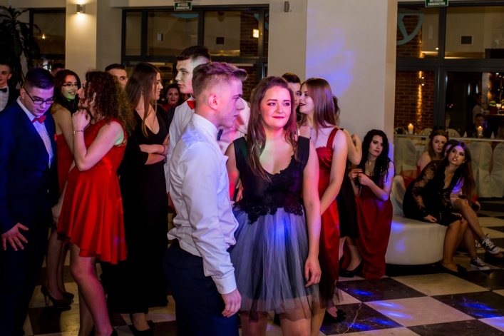 Studniówka w Zespole Szkół Ekonomicznych i Ogólnokształcących. (+Zdjęcia)  